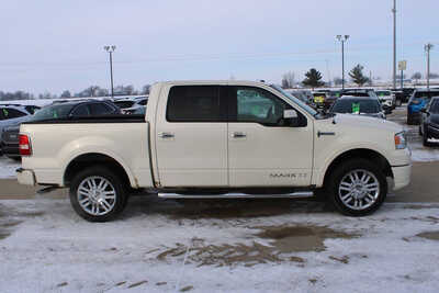2007 Lincoln Mark LT, $7995. Photo 4
