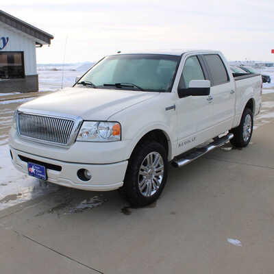 2007 Lincoln Mark LT, $7995. Photo 1