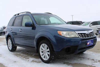 2013 Subaru Forester, $5995. Photo 3