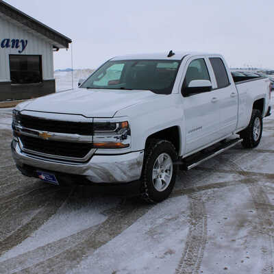 2018 Chevrolet 1500 Ext Cab, $24995. Photo 1