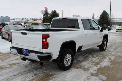 2023 Chevrolet 2500 Crew Cab, $45995. Photo 5