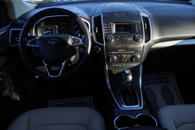 2015 Ford Edge, $7995. Photo 10