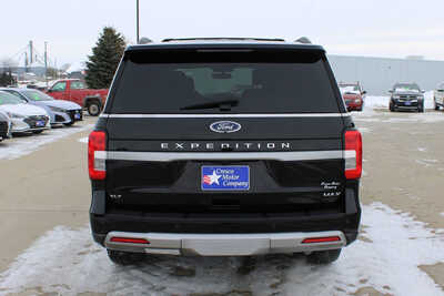 2023 Ford Expedition Max, $39995. Photo 6