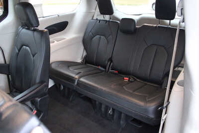 2018 Chrysler Pacifica, $12995. Photo 10