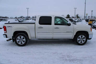 2009 GMC 1500 Crew Cab, $8995. Photo 4