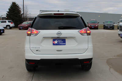 2016 Nissan Rogue, $14995. Photo 6