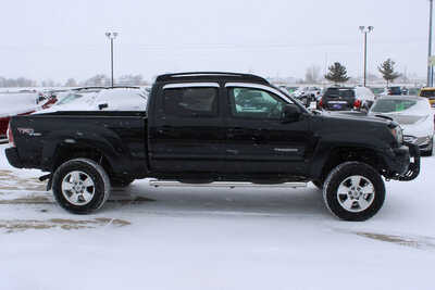 2009 Toyota Tacoma, $13995. Photo 4