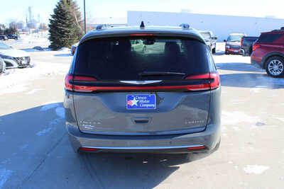2023 Chrysler Pacifica, $28995. Photo 8