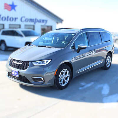 2023 Chrysler Pacifica, $28995. Photo 1