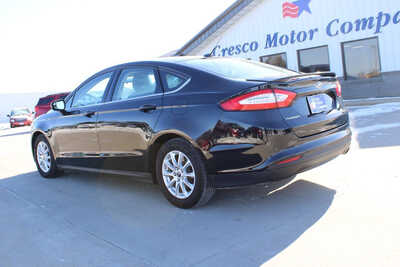 2016 Ford Fusion, $9995. Photo 7