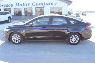 2016 Ford Fusion, $9995. Photo 8