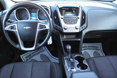 2017 Chevrolet Equinox, $11995. Photo 10