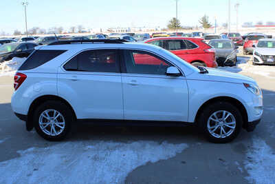 2017 Chevrolet Equinox, $11995. Photo 4