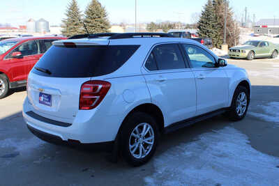 2017 Chevrolet Equinox, $11995. Photo 5