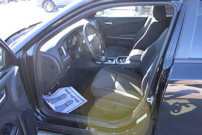 2019 Dodge Charger, $15995. Photo 11