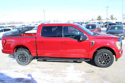 2022 Ford F150 Crew Cab, $38995. Photo 4