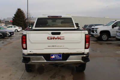 2024 GMC 2500 Crew Cab, $46995. Photo 6
