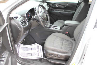 2018 Chevrolet Equinox, $13995. Photo 11