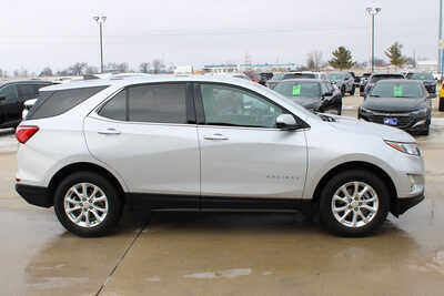 2018 Chevrolet Equinox, $13995. Photo 4