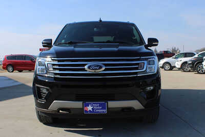2021 Ford Expedition, $38995. Photo 2