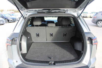 2025 Chevrolet Equinox, $27995. Photo 11