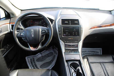 2013 Lincoln MKZ, $7995. Photo 10