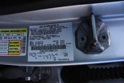 2013 Lincoln MKZ, $7995. Photo 12