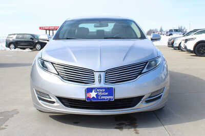 2013 Lincoln MKZ, $7995. Photo 2