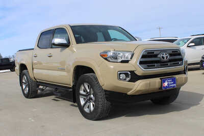 2016 Toyota Tacoma, $23995. Photo 3