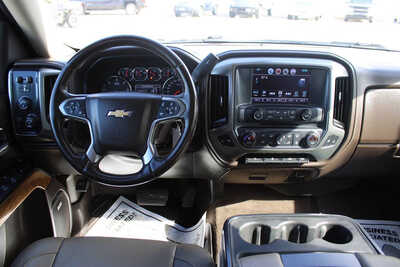 2018 Chevrolet 1500 Crew Cab, $26995. Photo 11