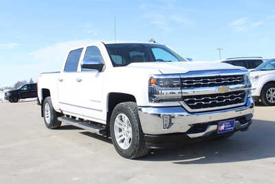 2018 Chevrolet 1500 Crew Cab, $26995. Photo 3