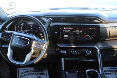 2024 GMC 2500 Crew Cab, $73995. Photo 11