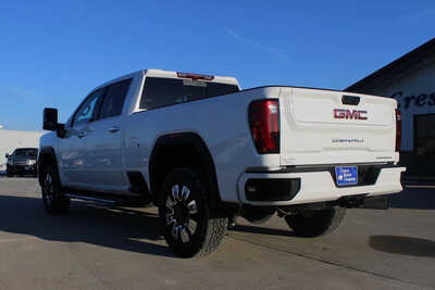 2024 GMC 2500 Crew Cab, $73995. Photo 7
