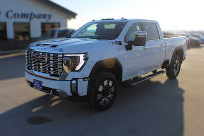 2024 GMC 2500 Crew Cab, $73995. Photo 1