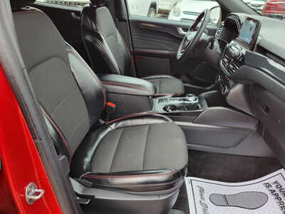 2024 Ford Escape, $23995. Photo 11