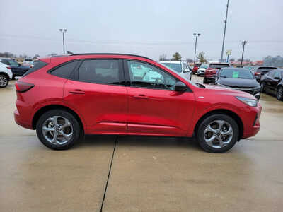 2024 Ford Escape, $23995. Photo 6