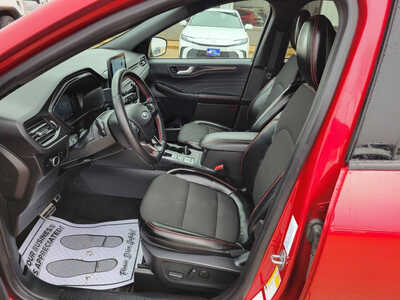 2024 Ford Escape, $23995. Photo 9