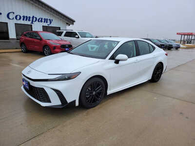 2025 Toyota Camry, $23995. Photo 1