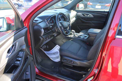 2023 Chevrolet Traverse, $31995. Photo 12