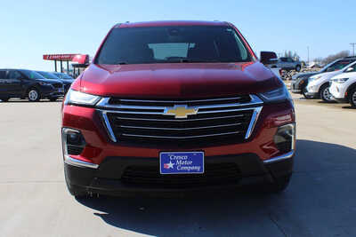 2023 Chevrolet Traverse, $31995. Photo 2