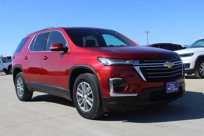 2023 Chevrolet Traverse, $31995. Photo 3