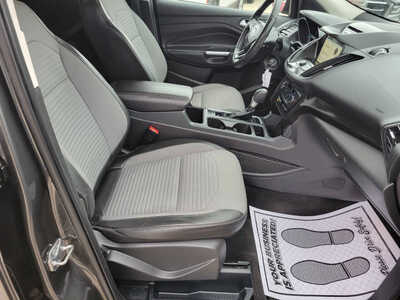 2017 Ford Escape, $6995. Photo 10