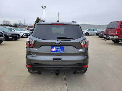 2017 Ford Escape, $6995. Photo 4