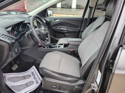 2017 Ford Escape, $6995. Photo 9