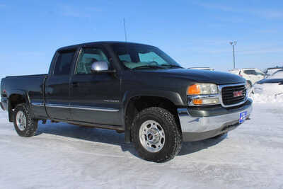 2000 GMC 2500 Ext Cab, $6500. Photo 3