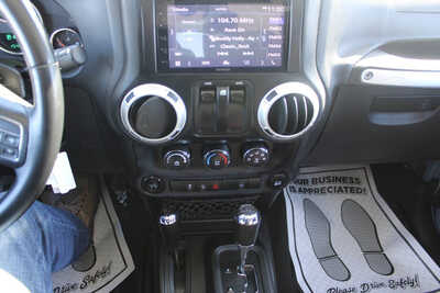 2014 Jeep Wrangler, $13995. Photo 12