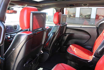 2020 Chrysler Pacifica, $22995. Photo 12