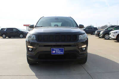 2018 Jeep Compass, $15995. Photo 2