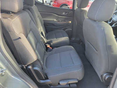 2023 GMC Acadia, $27995. Photo 12