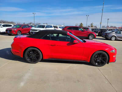 2018 Ford Mustang, $19995. Photo 12